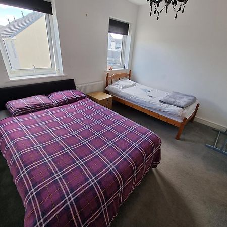 King En-Suite Close To The A30 Camborne Esterno foto